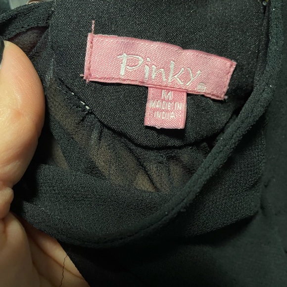 Gorgeous Sz M Sheer Bank Embroidered Tank - Picture 11 of 11